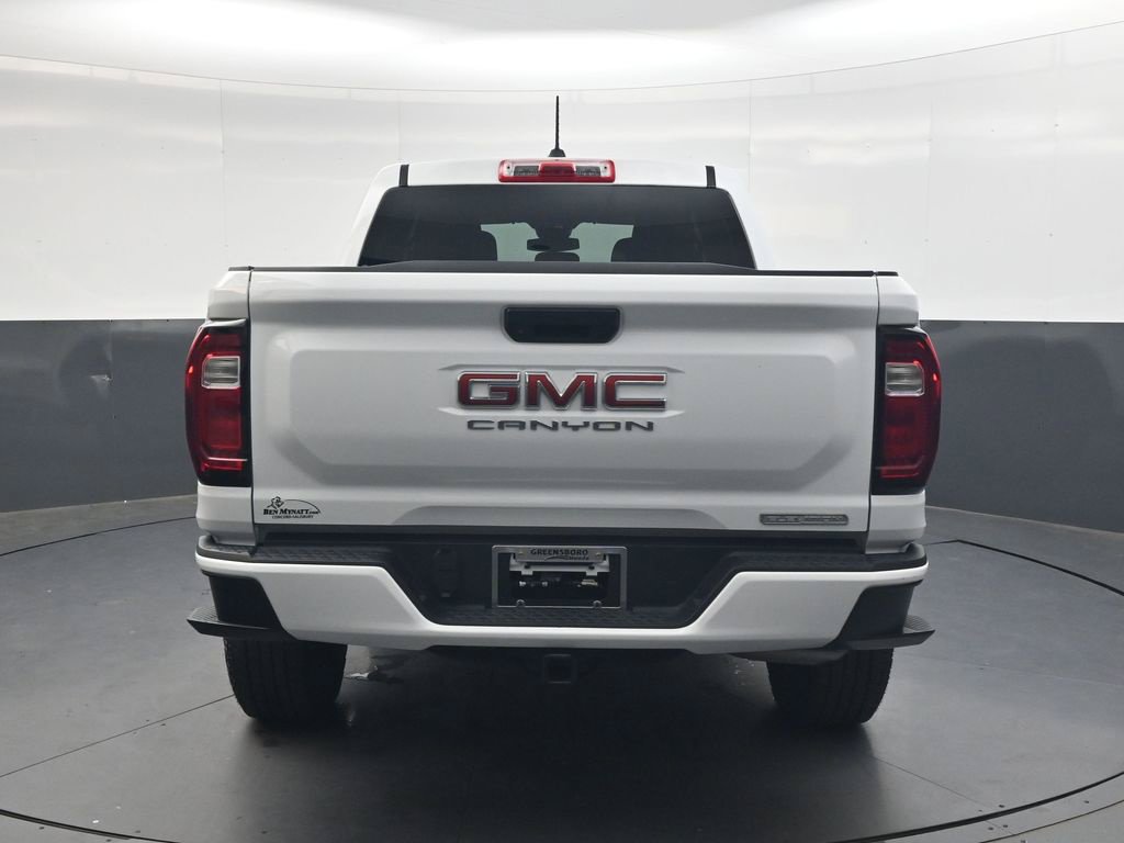 Used 2024 GMC Canyon Elevation w/ Trailering Package AWD/4WD image 5