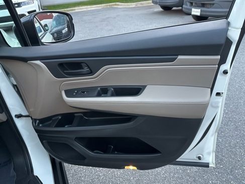 Used 2018 Honda Odyssey EX-L image 32