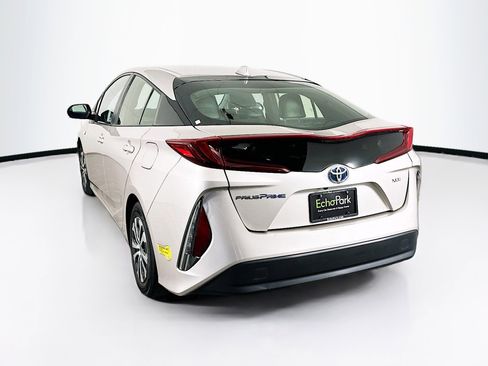 Used 2021 Toyota Prius Prime XLE image 5