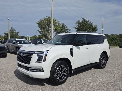 Used 2026 Nissan Armada SL RWD image 3