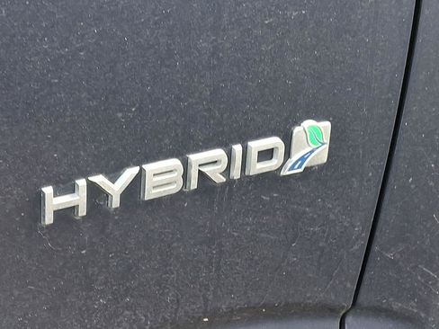 Used 2017 Ford C-MAX Titanium w/ Equipment Group 301A image 14