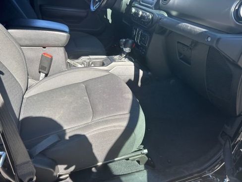 Used 2020 Jeep Gladiator Sport w/ Quick Order Package 24S image 20