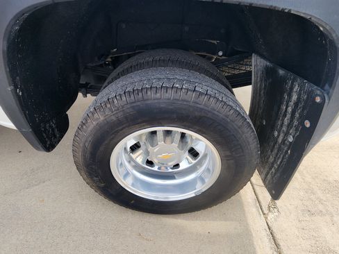 Certified 2024 Chevrolet Silverado 3500 High Country w/ Technology Package image 8