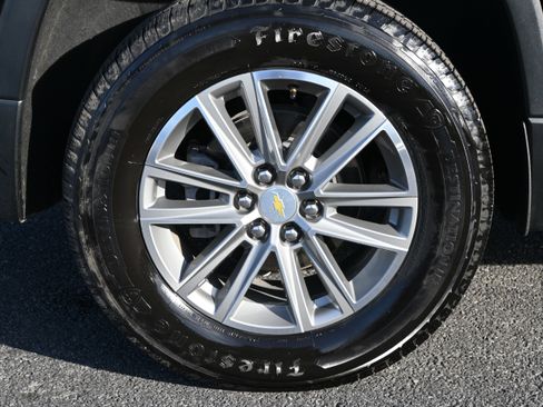 Used 2022 Chevrolet Traverse LT image 13