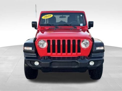 Used 2019 Jeep Wrangler Unlimited Sport image 2