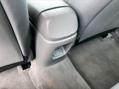 Used 2024 Hyundai Elantra SEL FWD image 27