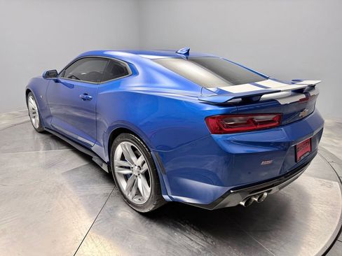 Used 2016 Chevrolet Camaro SS RWD image 7