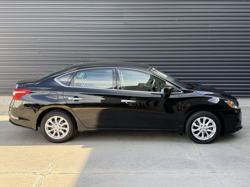 Used 2018 Nissan Sentra SV FWD image 11