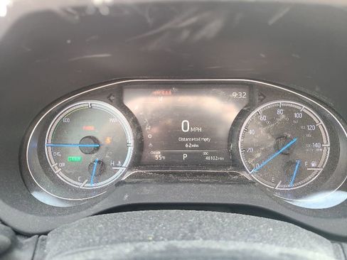 Used 2021 Toyota Venza XLE AWD/4WD image 12