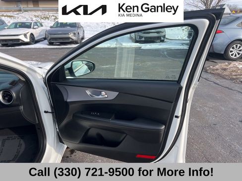 Certified 2024 Kia Forte LXS image 51