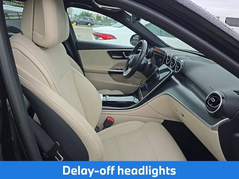 Used 2025 Mercedes-Benz C 300 4MATIC Sedan image 20