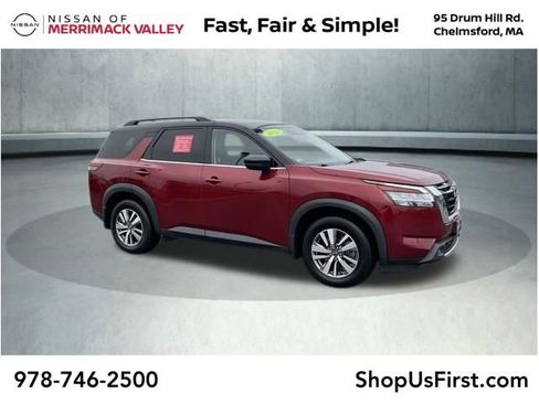 Certified 2022 Nissan Pathfinder SL AWD/4WD image 1