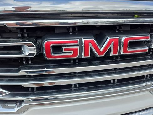 Used 2019 GMC Sierra 1500 SLT w/ SLT Premium Plus Package AWD/4WD image 42