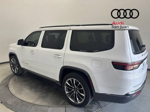 Used 2022 Jeep Wagoneer Series III w/ Premium Group I RWD image 40