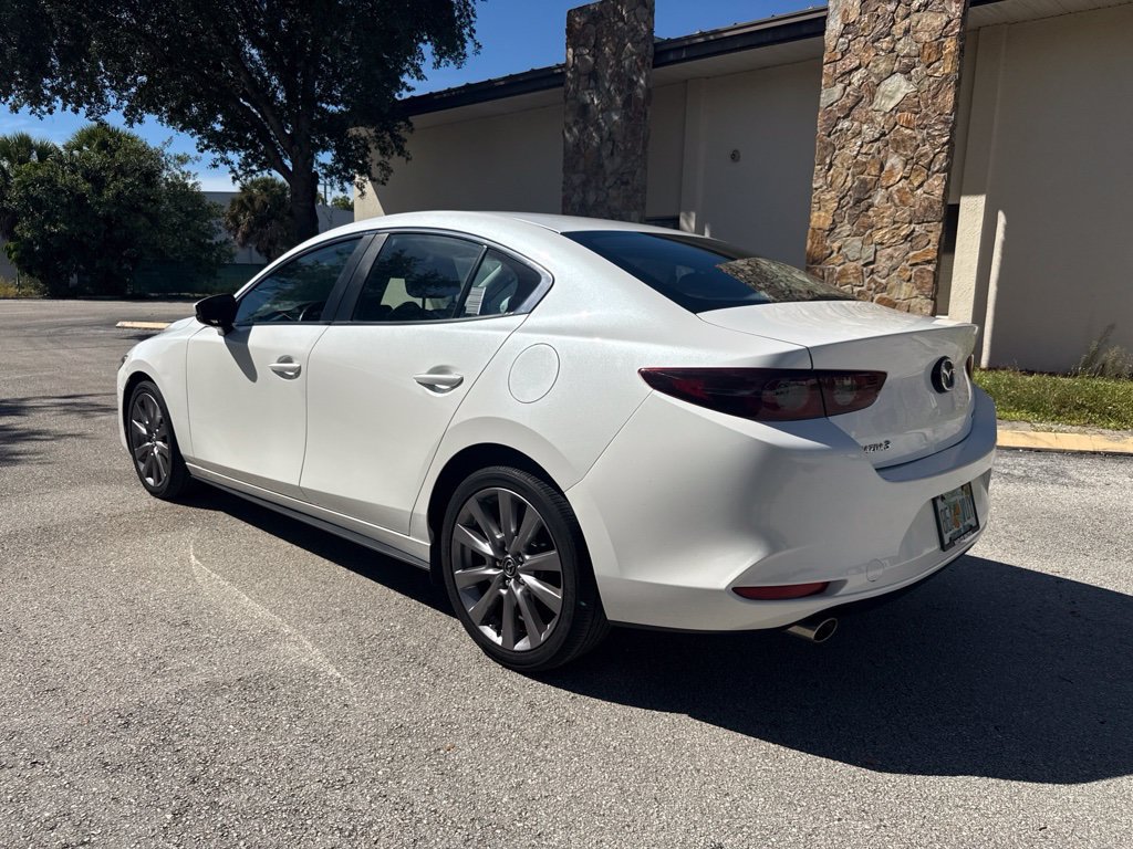 Used 2021 MAZDA MAZDA3 s FWD image 7