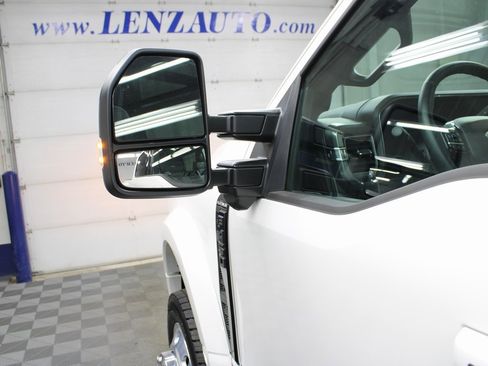 Used 2025 Ford F450 Platinum w/ FX4 Off-Road Package image 80