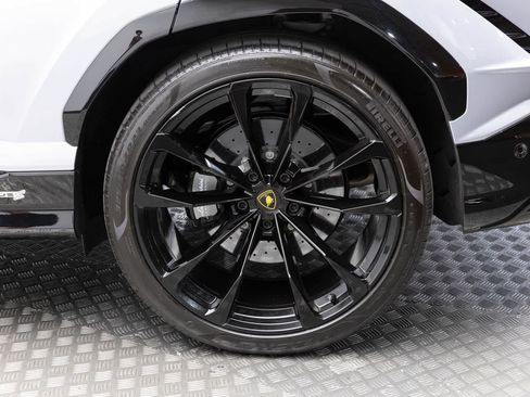 Used 2024 Lamborghini Urus S AWD/4WD image 54