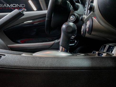 Used 2013 Chevrolet Camaro SS w/ Hot Wheels Special Edition image 89