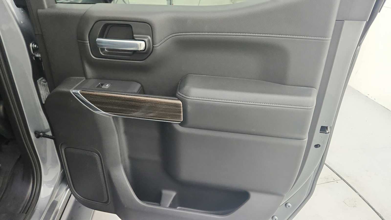 Used 2019 Chevrolet Silverado 1500 RST w/ All-Star Edition RWD image 27