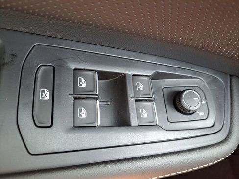 New 2026 Volkswagen Atlas Cross Sport SE image 16