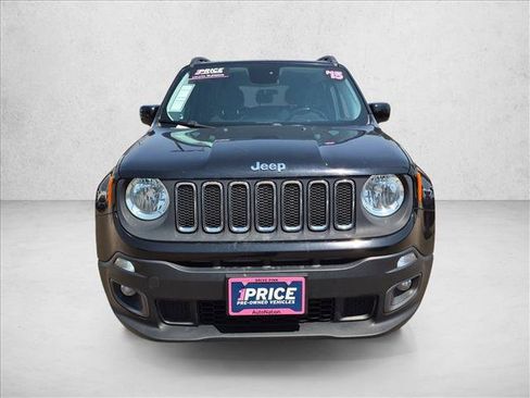 Used 2015 Jeep Renegade Latitude AWD/4WD image 2