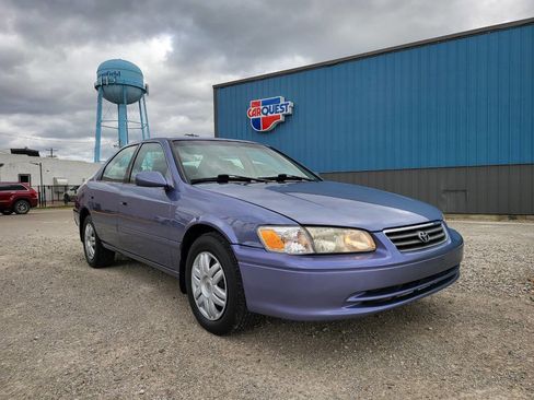 Used 2000 Toyota Camry LE image 11