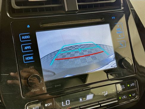 Used 2017 Toyota Prius Three FWD image 23
