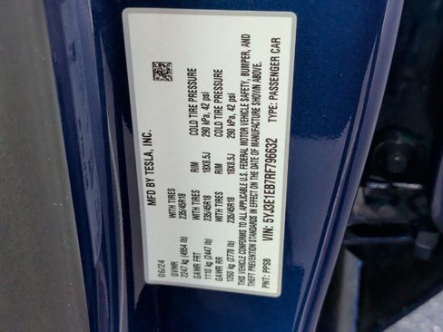 Used 2024 Tesla Model 3 Long Range AWD/4WD image 35