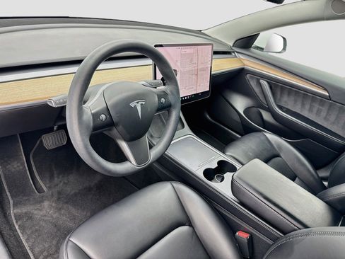Used 2022 Tesla Model 3 Long Range AWD/4WD image 7