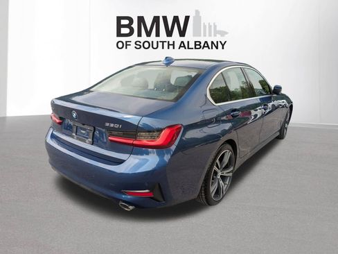 Used 2021 BMW 330i xDrive Sedan w/ Premium Package AWD/4WD image 3