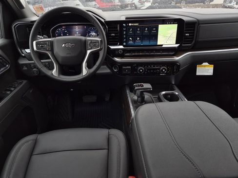 New 2026 Chevrolet Silverado 1500 LT Trail Boss w/ LT Trail Boss Premium Package AWD/4WD image 9