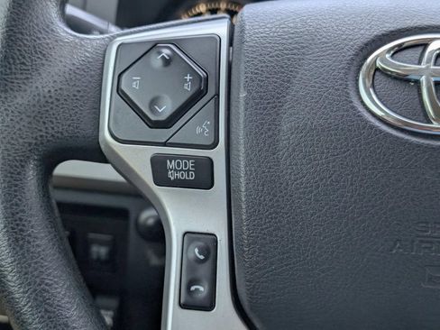 Used 2019 Toyota Tundra SR5 w/ SR5 Upgrade Package AWD/4WD image 26