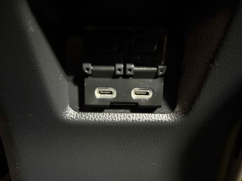 Certified 2022 Toyota RAV4 XLE w/ Convenience Package image 16