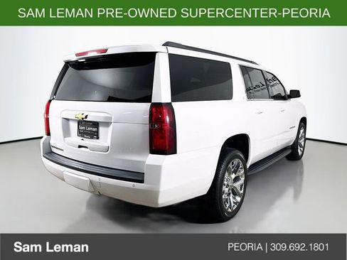 Used 2018 Chevrolet Suburban LT image 7