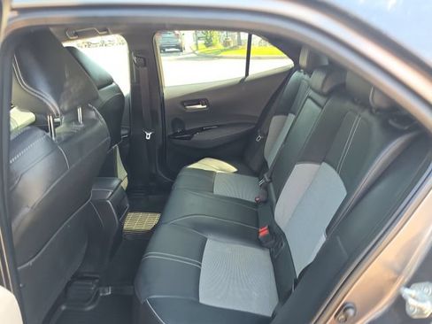 Used 2022 Toyota Corolla XSE FWD image 18