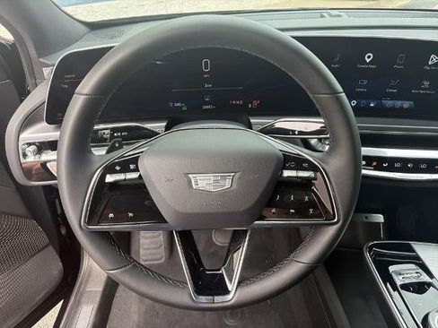 Certified 2024 Cadillac Lyriq Tech w/ Driver Assist Package AWD/4WD image 24