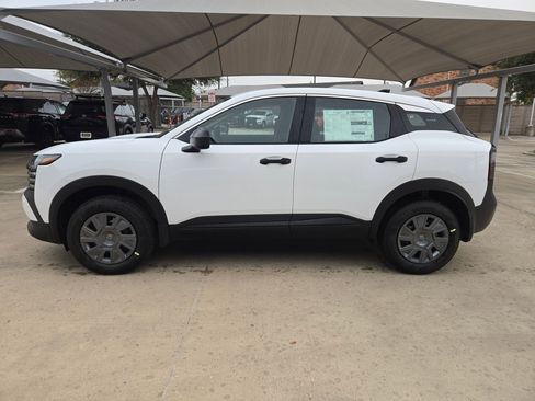 New 2026 Nissan Kicks S image 6