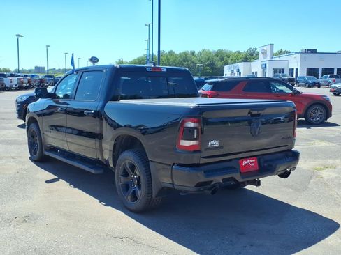 Used 2021 RAM 1500 Big Horn AWD/4WD image 3