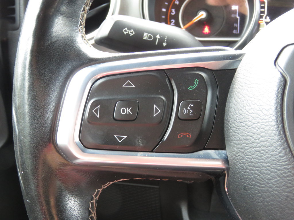 Used 2020 Jeep Wrangler Unlimited Sahara w/ Cold Weather Group AWD/4WD image 20