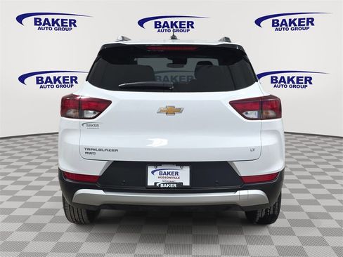 Certified 2025 Chevrolet TrailBlazer LT w/ Driver Confidence Package image 6