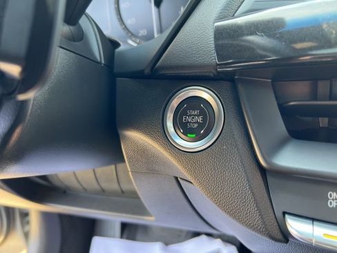 Used 2025 Cadillac CT4 Luxury image 37