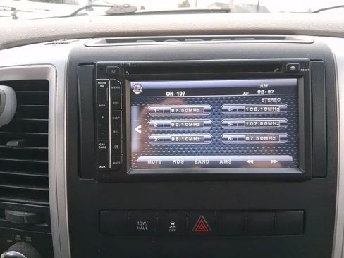 Used 2011 RAM 1500 Classic SLT image 12