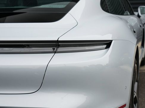 Certified 2025 Porsche Taycan 4S AWD/4WD image 16