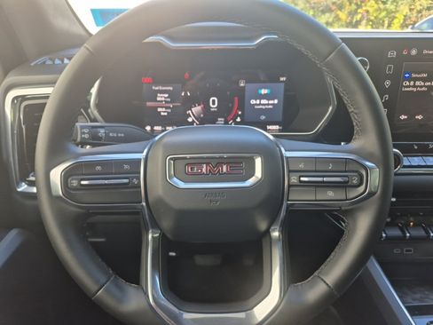 Used 2024 GMC Canyon Elevation w/ Convenience Package image 19