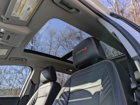 Certified 2023 GMC Terrain AT4 AWD/4WD image 14