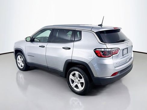 Used 2023 Jeep Compass Sport image 10