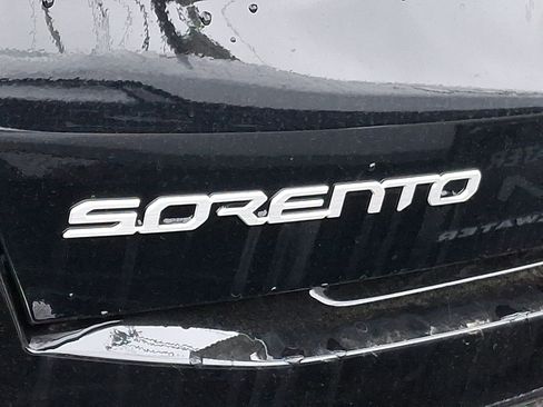 New 2026 Kia Sorento S FWD image 15