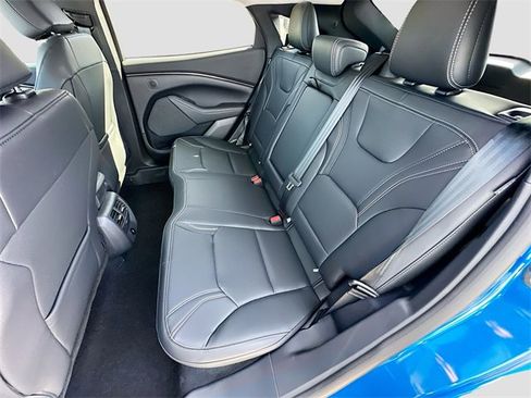 Used 2025 Ford Mustang Mach-E Premium image 25