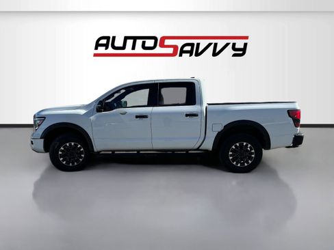 Used 2023 Nissan Titan PRO-4X w/ Pro-4x Convenience Package AWD/4WD image 4