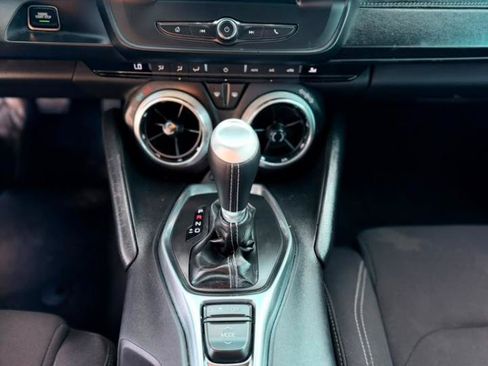 Used 2018 Chevrolet Camaro LT RWD image 23